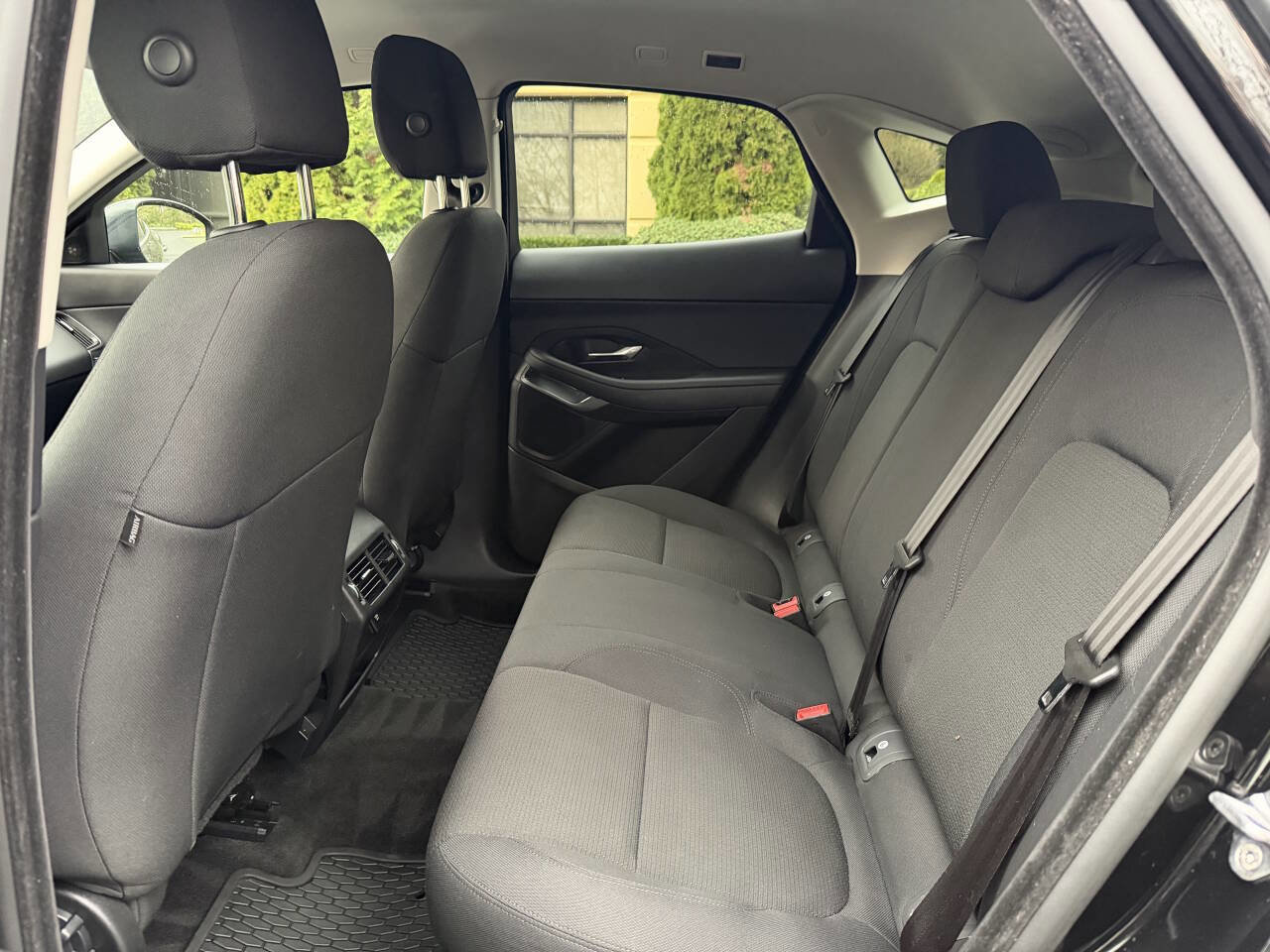 Used 2019 Jaguar E-PACE image 24