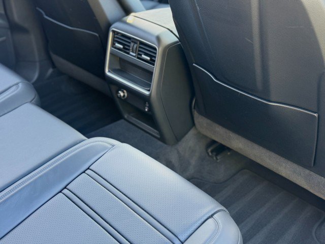 Used 2023 Porsche Cayenne Coupe image 29