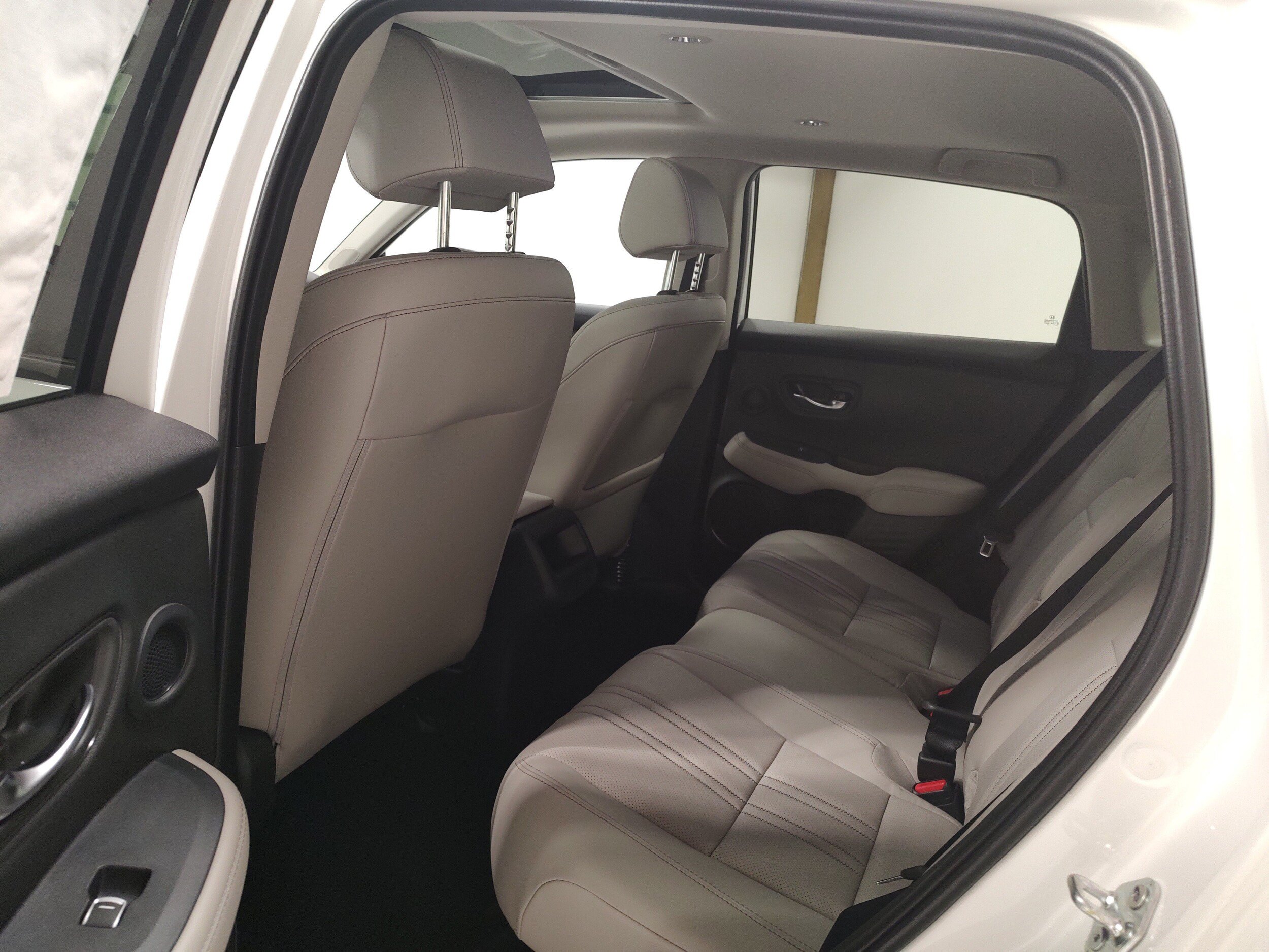 New 2027 Honda HR-V EX-L image 11