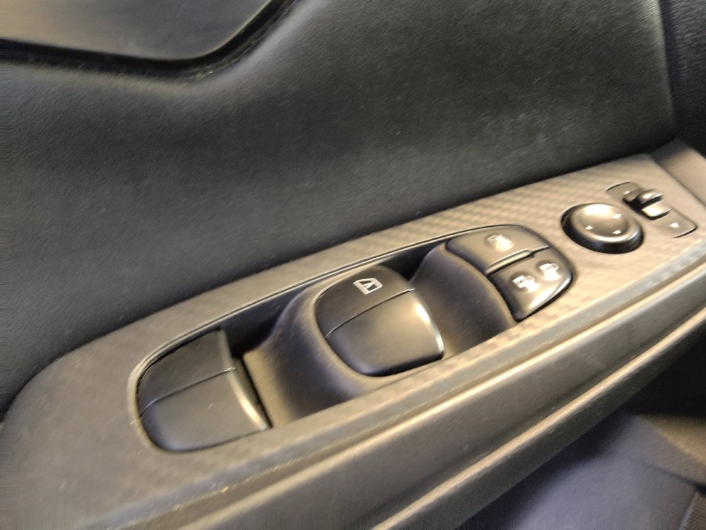 Used 2021 Nissan Sentra SV FWD image 27