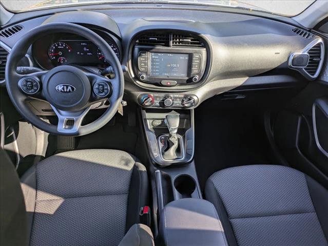 Used 2020 Kia Soul LX image 17
