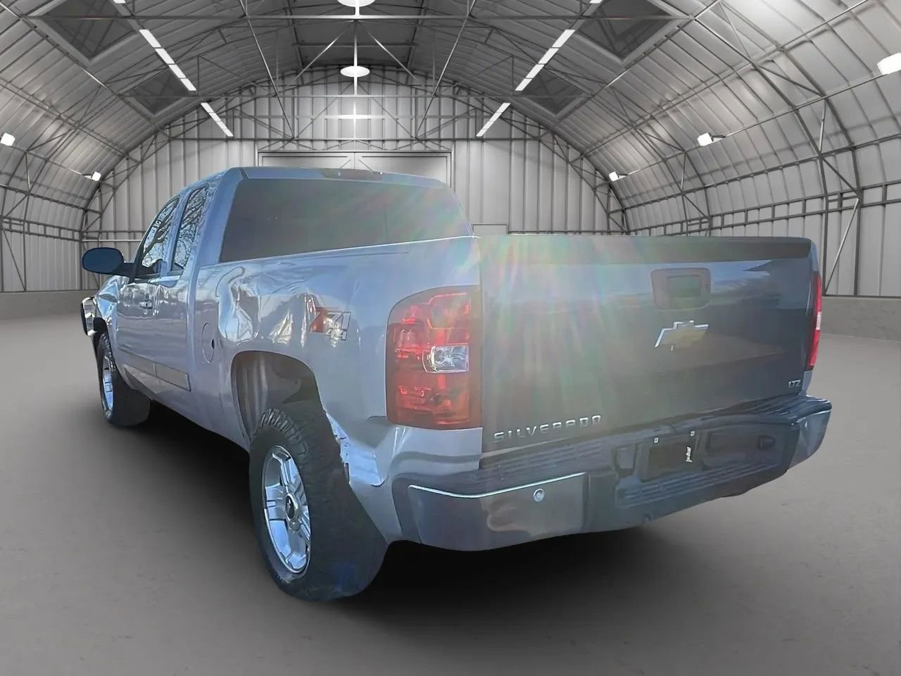 Used 2007 Chevrolet Silverado 1500 LTZ w/ Safety Package AWD/4WD image 3