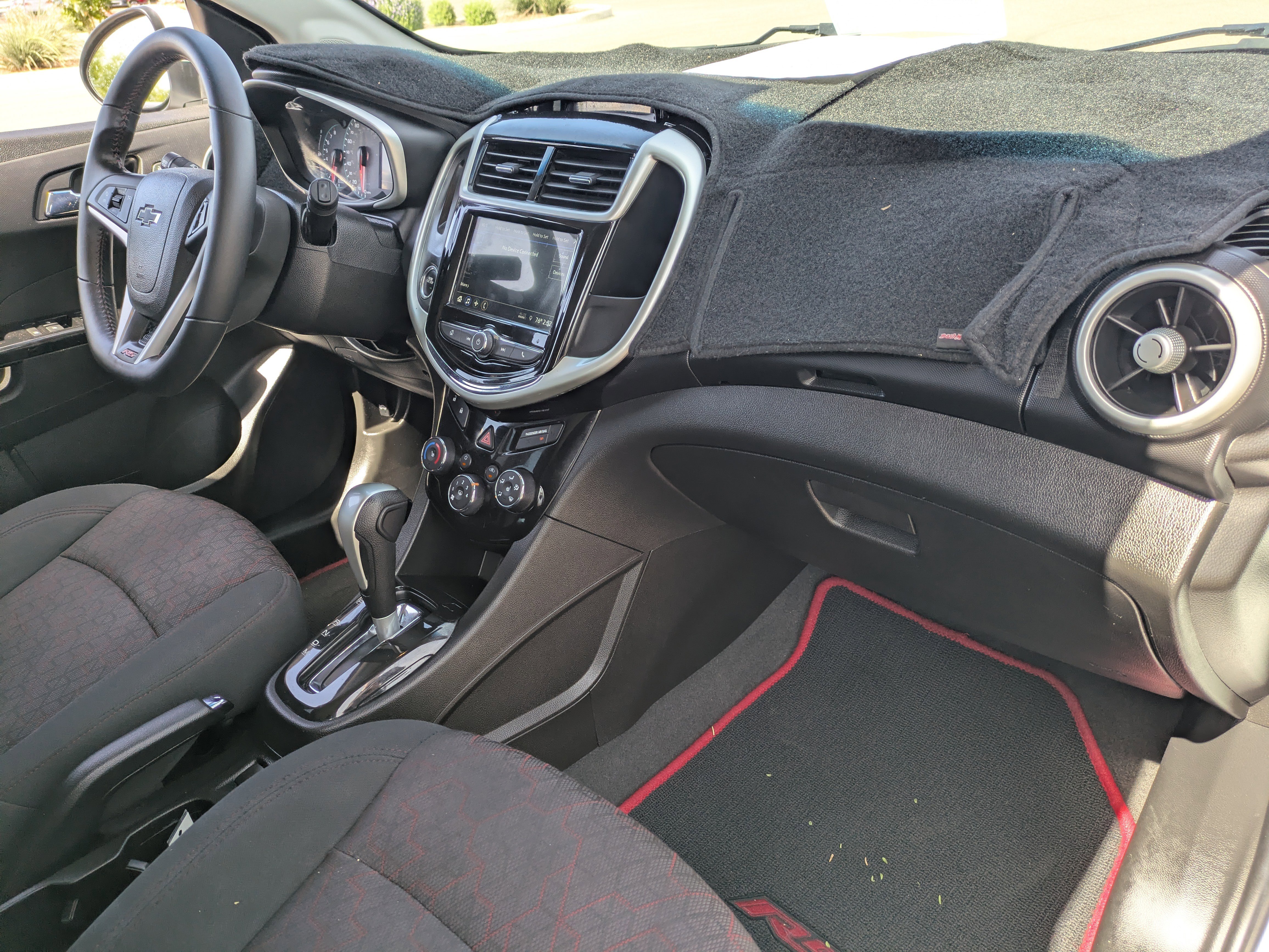 Used 2019 Chevrolet Sonic LT w/ Convenience Package FWD image 13