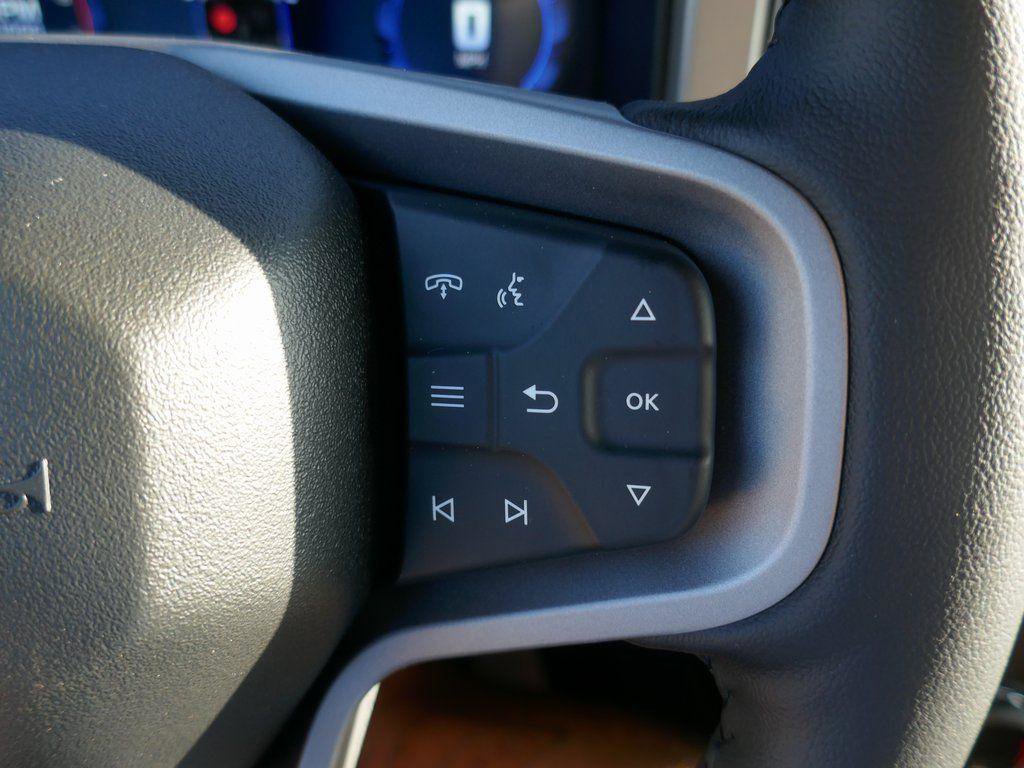 New 2025 Ford Bronco Outer Banks image 17