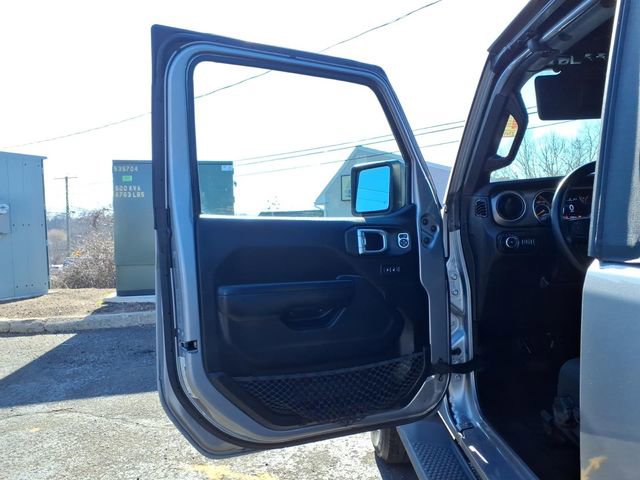 Used 2020 Jeep Wrangler Sport image 23