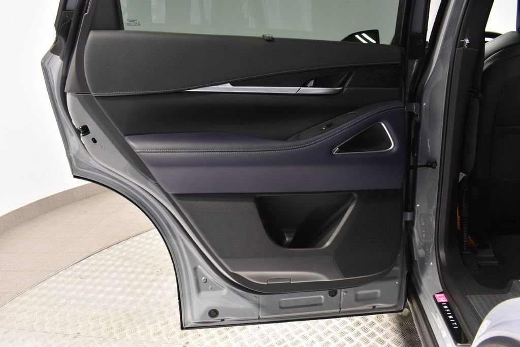 New 2026 INFINITI QX60 Sport w/ Dark Cargo Package image 28