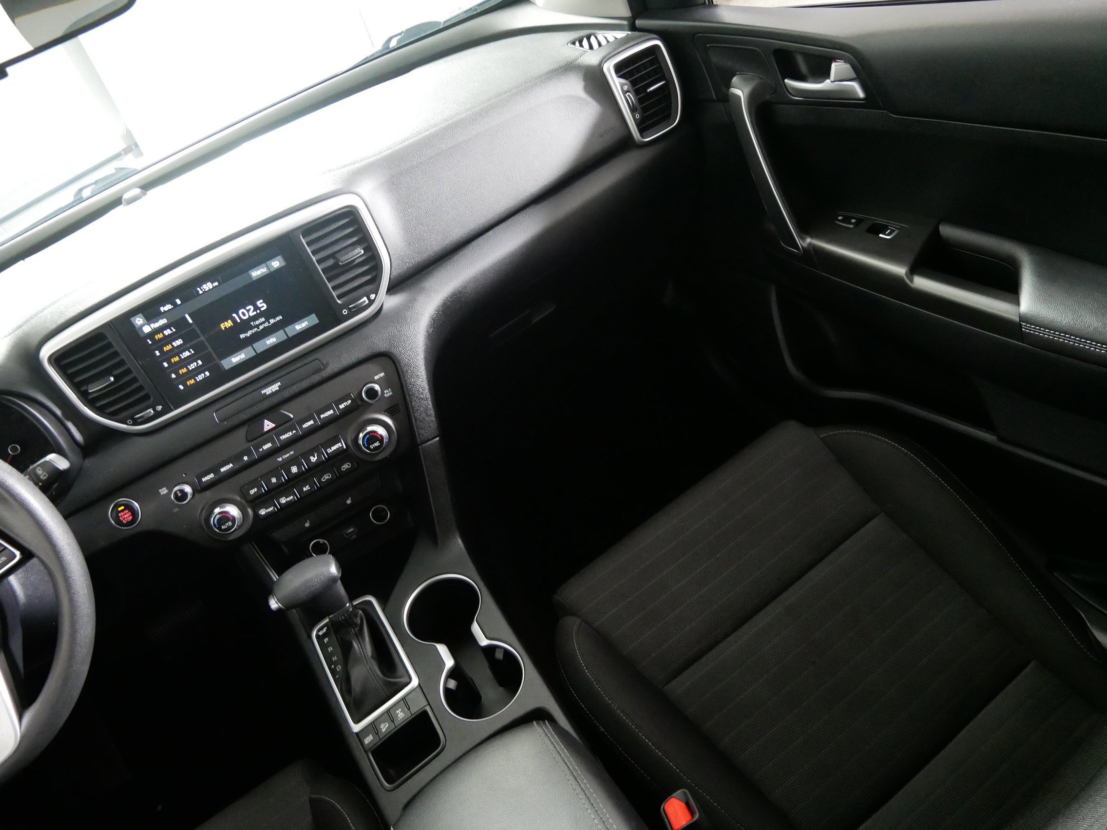 Used 2022 Kia Sportage LX w/ LX AWD Value Edition Package image 11