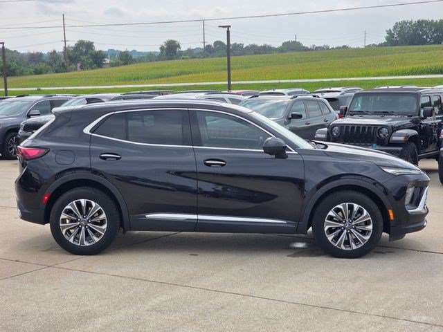Used 2024 Buick Envision Preferred AWD/4WD image 9