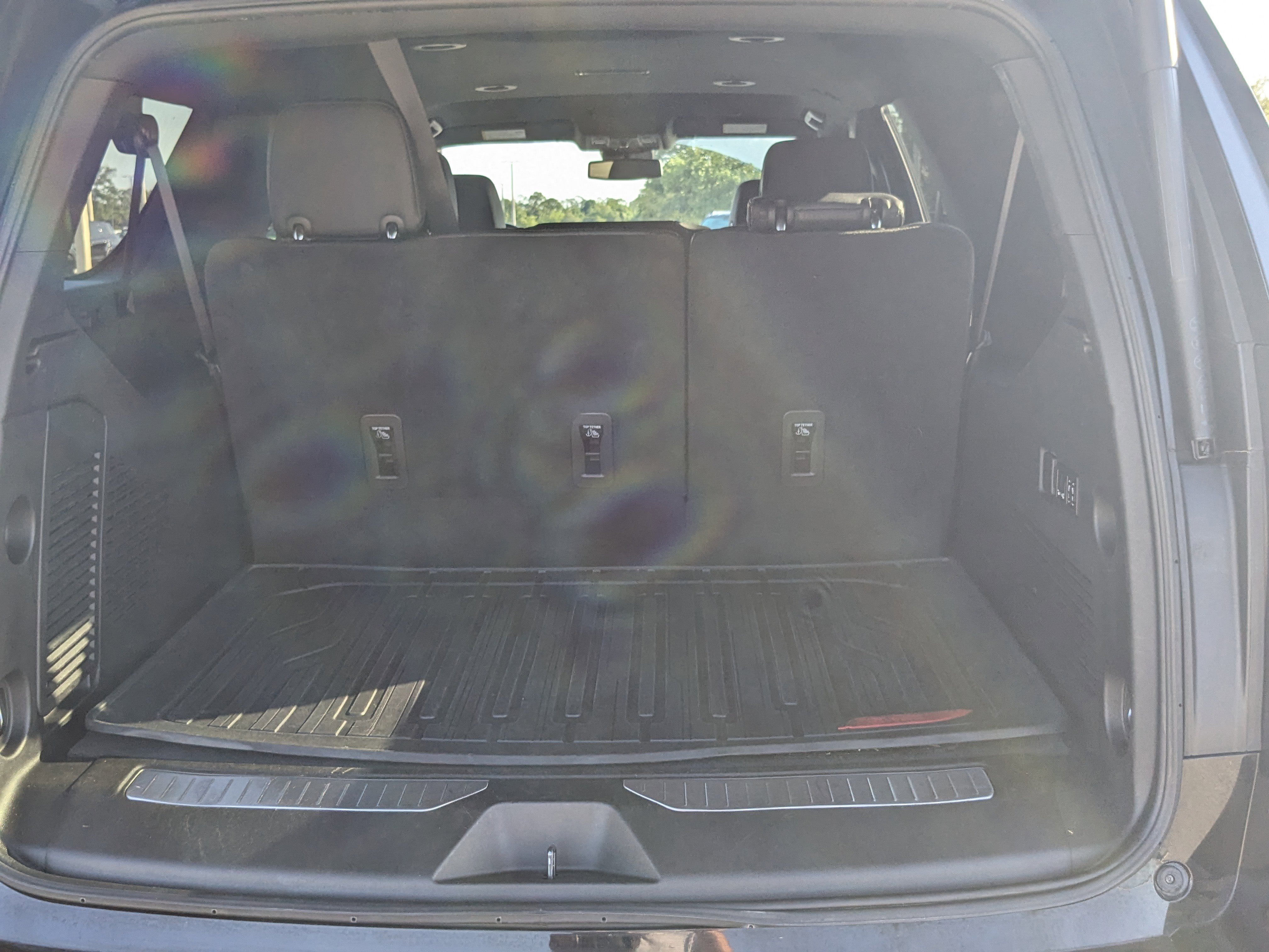 Used 2023 Chevrolet Suburban RST w/ Luxury Package AWD/4WD image 15