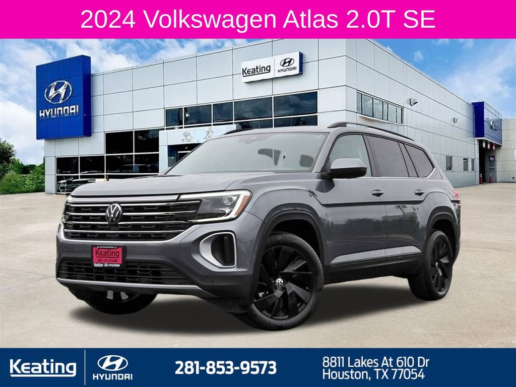 Used 2024 Volkswagen Atlas SE w/ Black Wheel Package