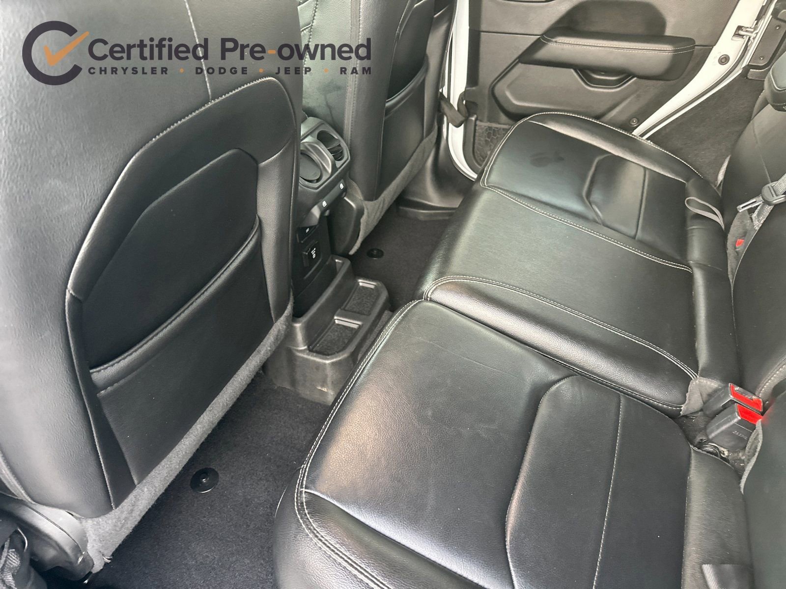 Used 2021 Jeep Wrangler Unlimited Sahara w/ Cold Weather Group image 13