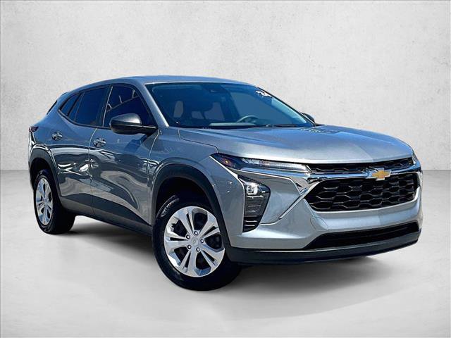 Certified 2024 Chevrolet Trax LS FWD image 12