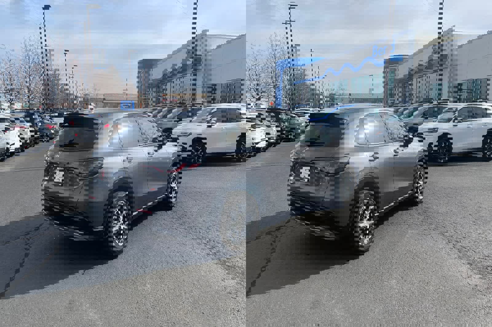 Used 2025 Honda HR-V EX-L image 2