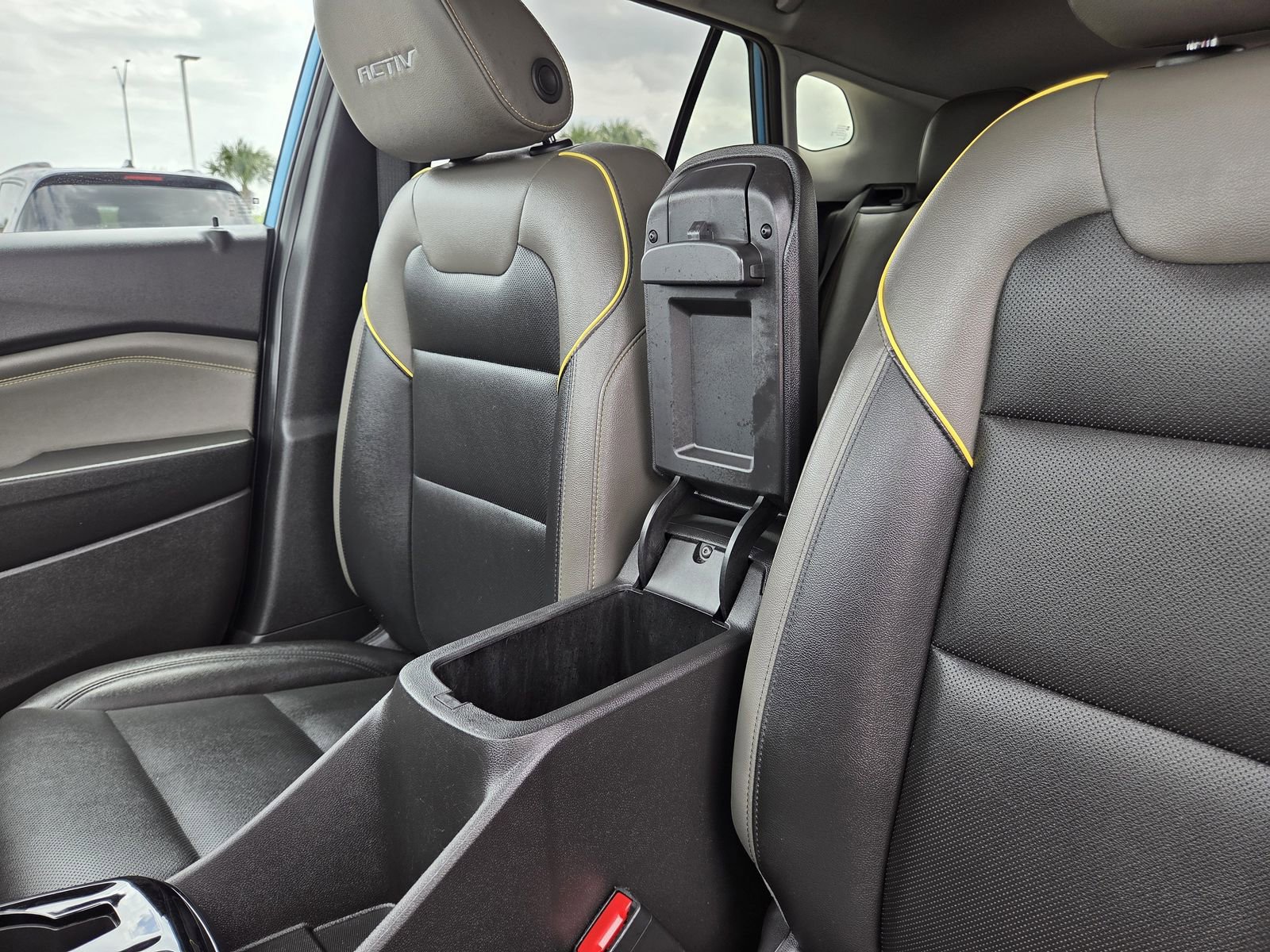 Used 2025 Chevrolet Trax ACTIV w/ Driver Confidence Package FWD image 28
