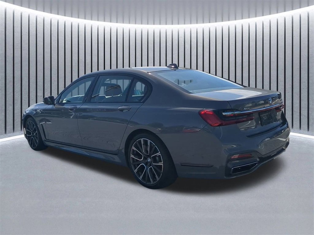 Used 2021 BMW 750i xDrive w/ Luxury Rear Seating Package image 7