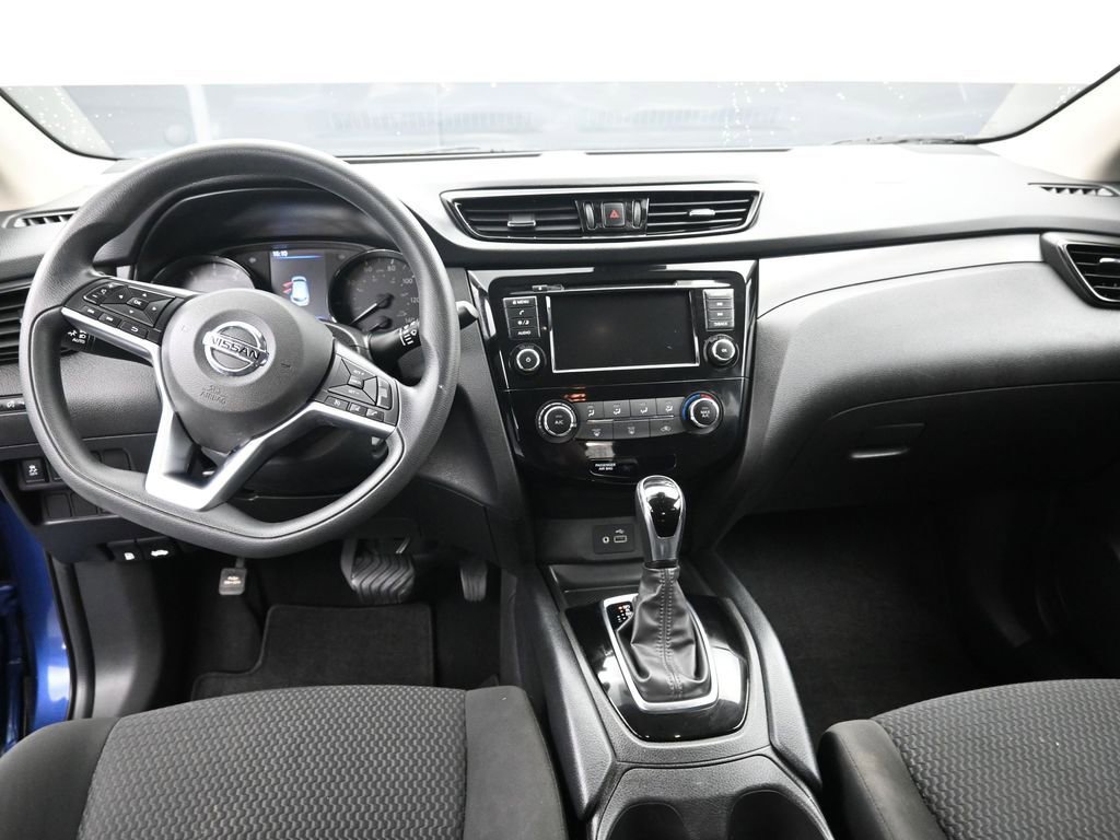 Used 2022 Nissan Rogue Sport S image 10