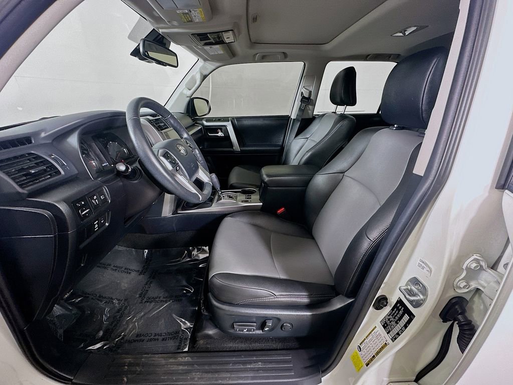 Used 2023 Toyota 4Runner SR5 Premium w/ Moonroof Package image 15