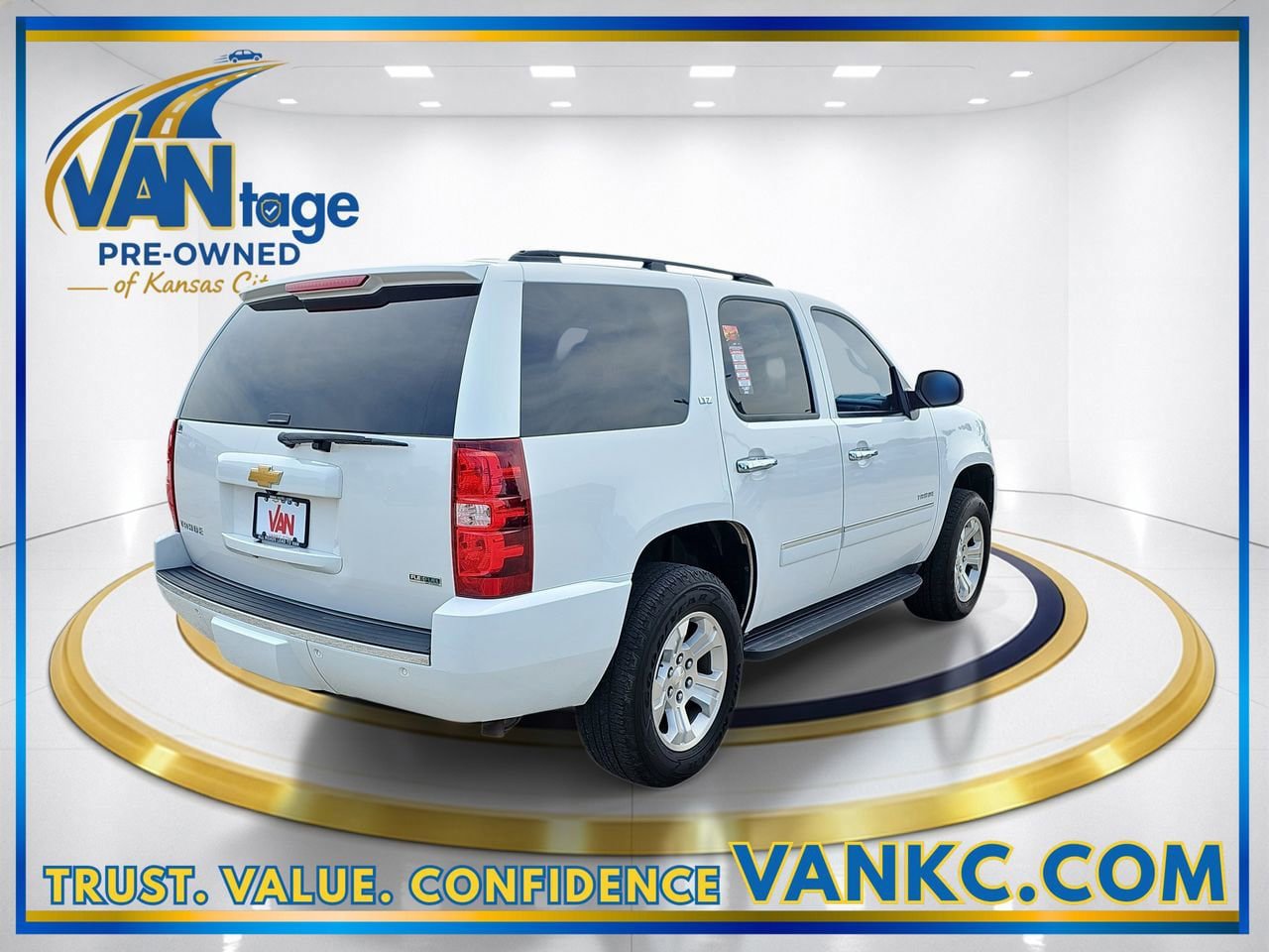 Used 2012 Chevrolet Tahoe LTZ AWD/4WD image 6