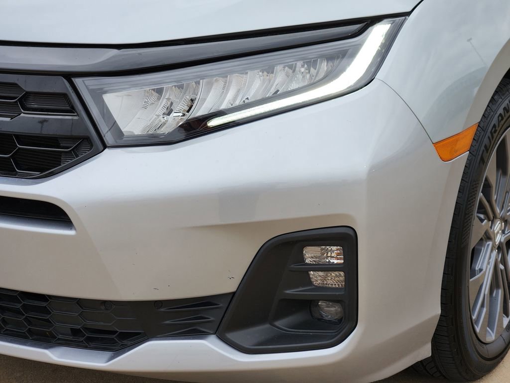 Used 2025 Honda Odyssey Touring image 12
