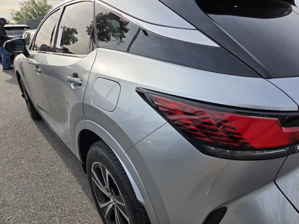 Used 2023 Lexus RX 350 FWD w/ Accessory Package (K3) image 5