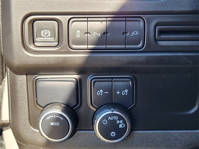 Used 2021 Chevrolet Tahoe LT image 21