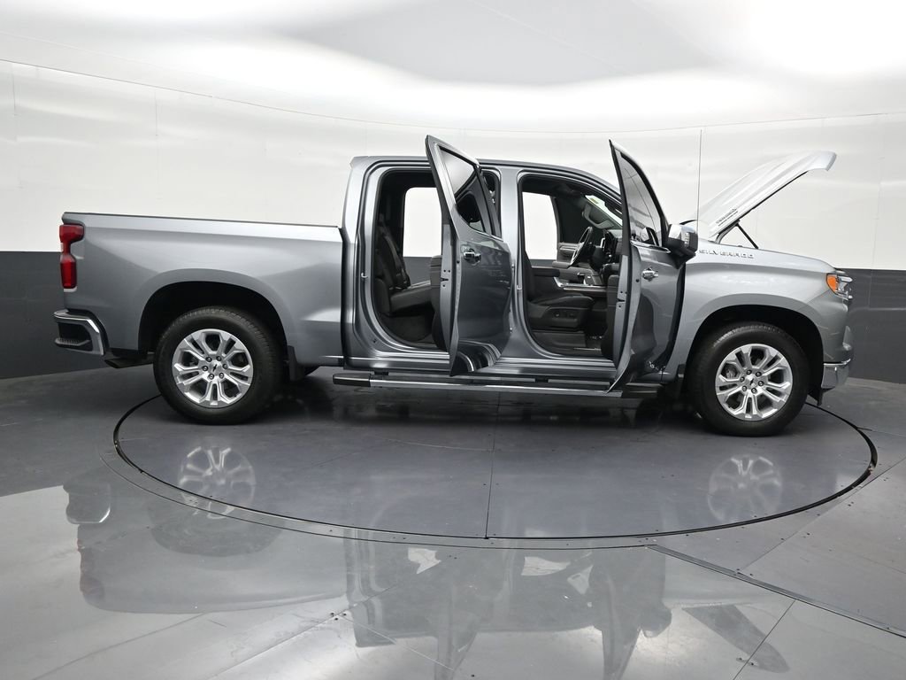 Used 2025 Chevrolet Silverado 1500 LTZ RWD image 36