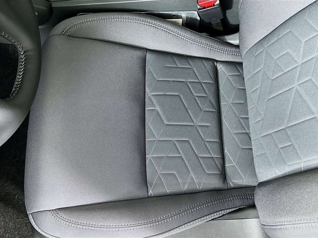 New 2026 Nissan Frontier SV w/ All-Weather Content Package AWD/4WD image 26