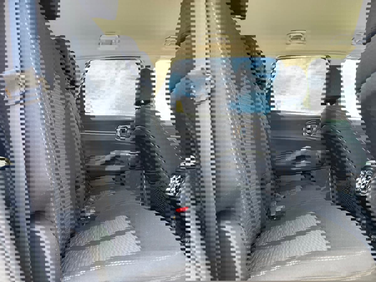 Used 2023 Kia Sorento LX image 18