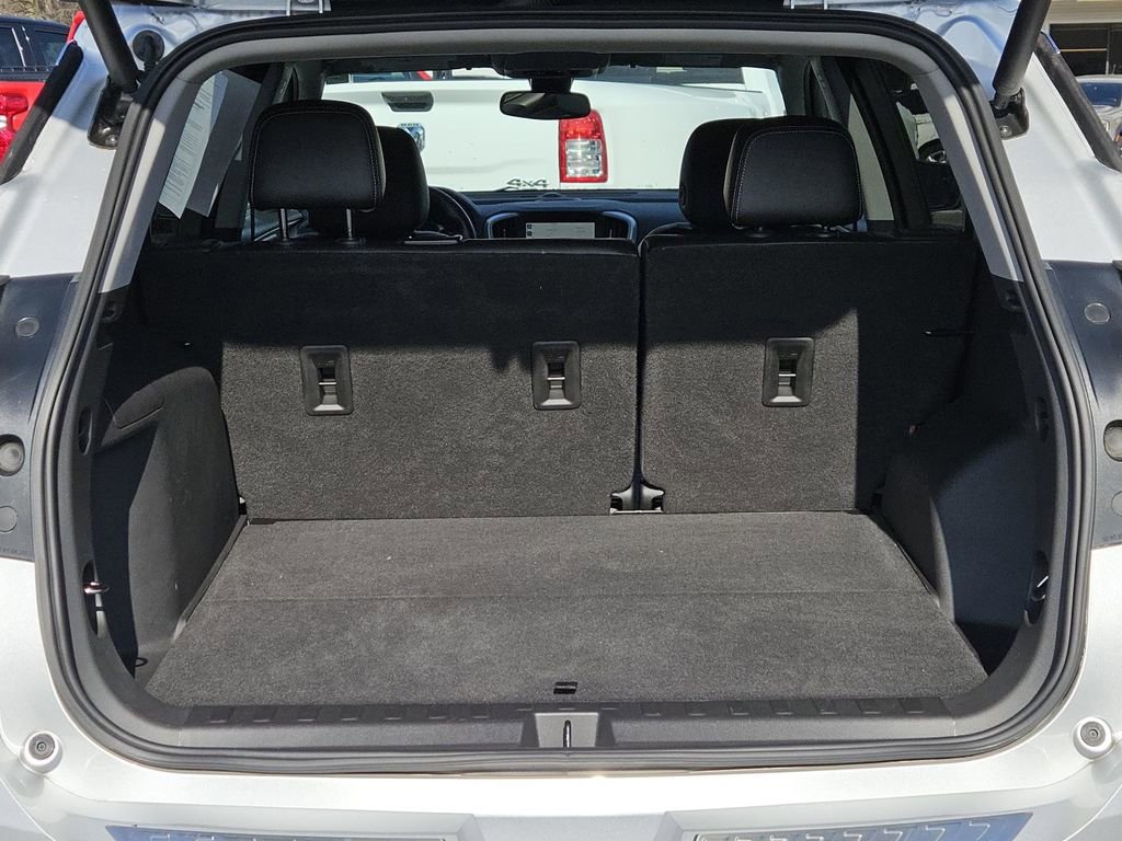 Used 2021 GMC Terrain SLT w/ Infotainment Package II image 15