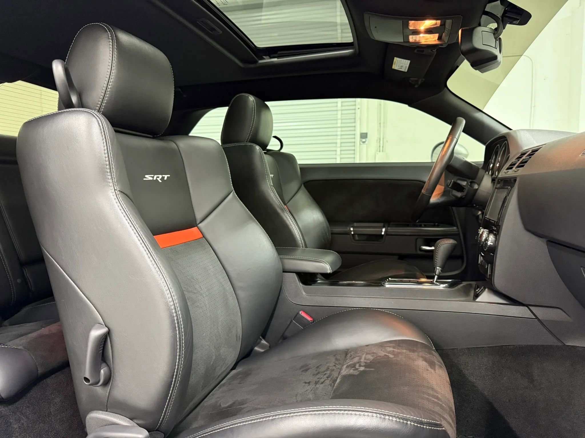 Used 2008 Dodge Challenger SRT8 RWD image 37