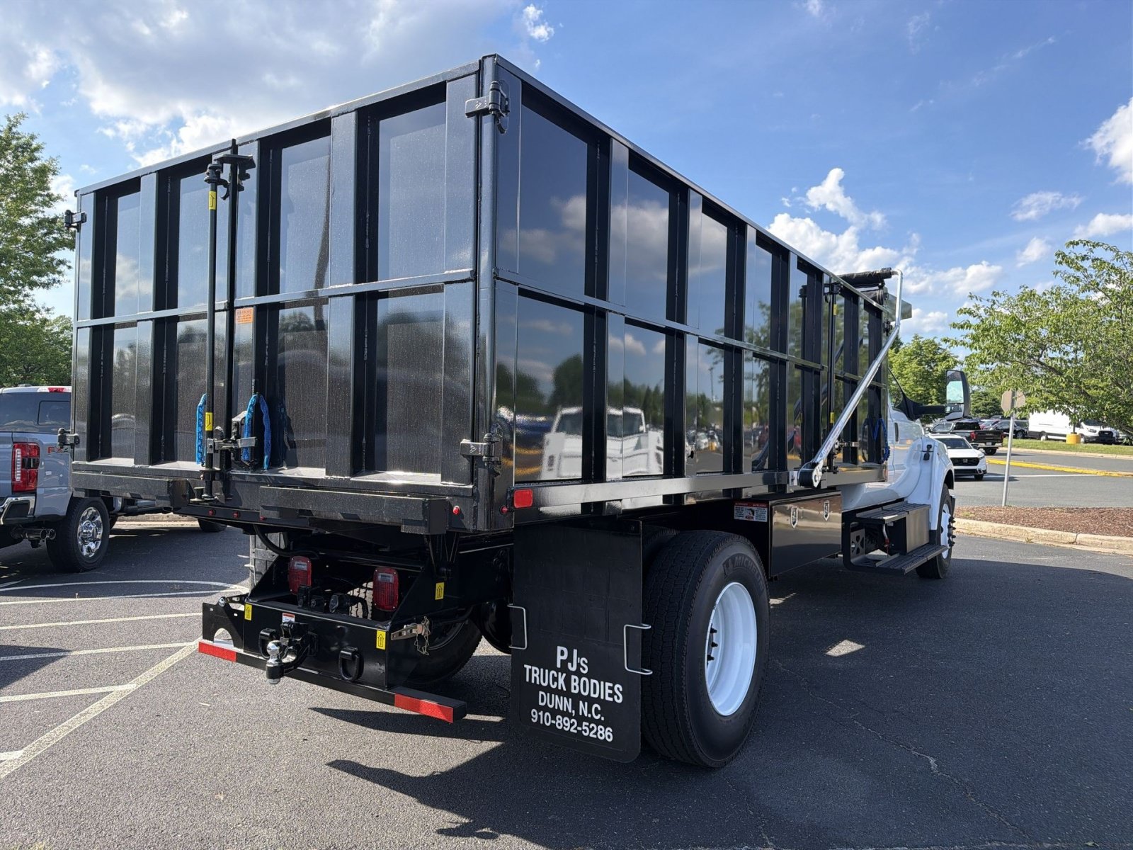 New 2027 Ford F750 2WD Crew Cab Super Duty image 7
