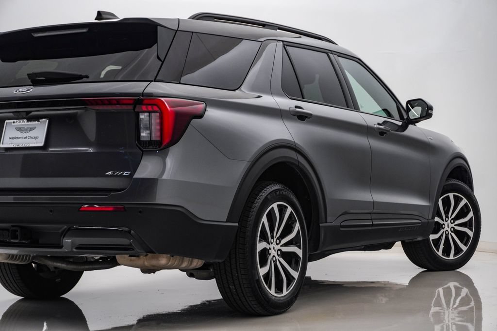 Used 2025 Ford Explorer ST-Line AWD/4WD image 10