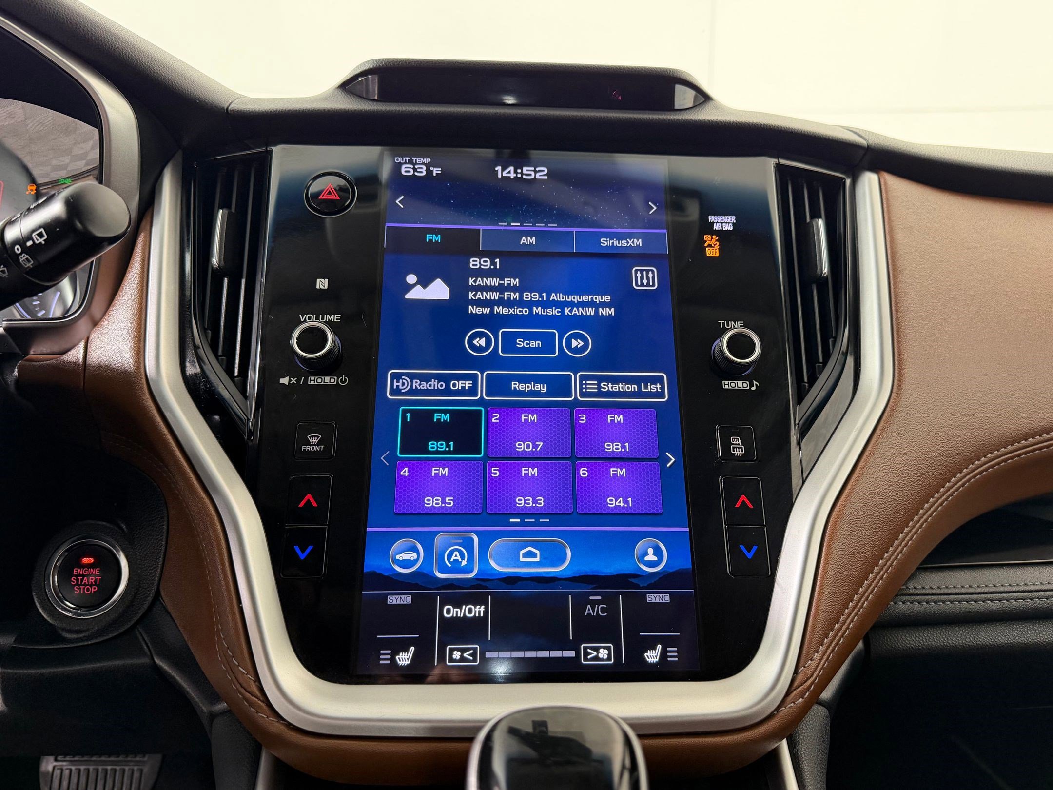 Used 2020 Subaru Outback Touring XT image 25