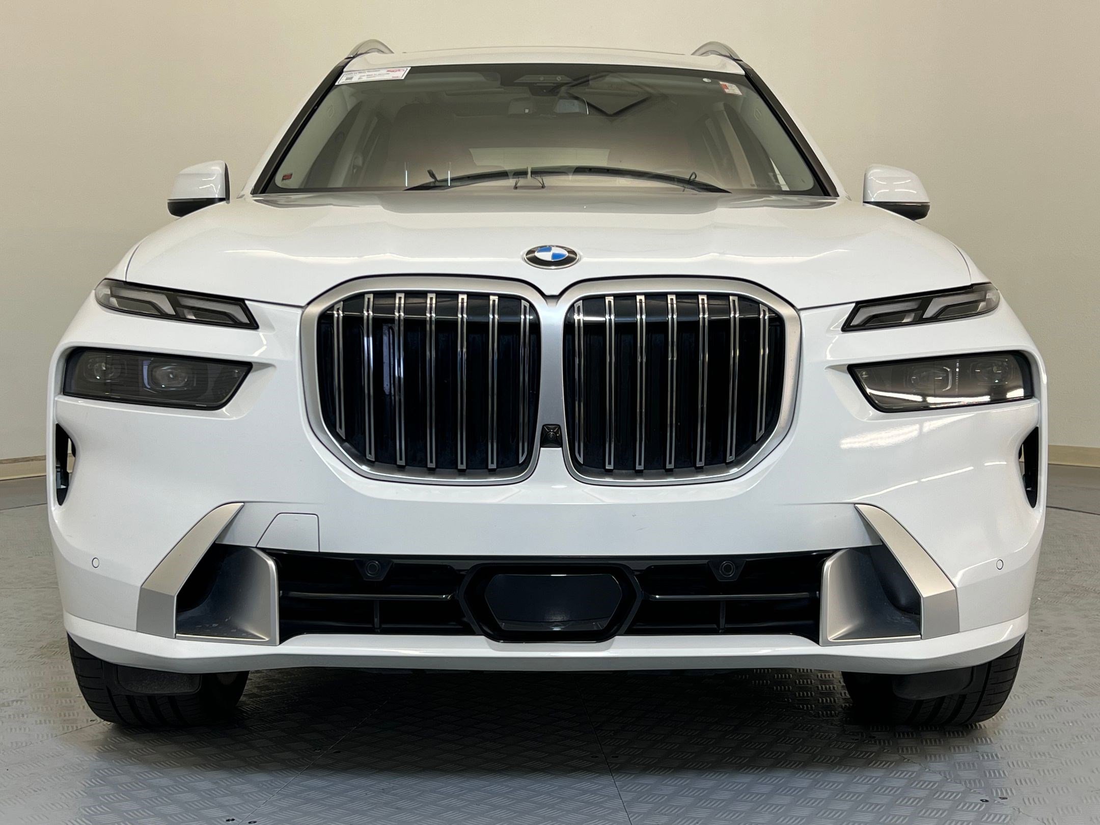 Used 2025 BMW X7 xDrive40i image 6