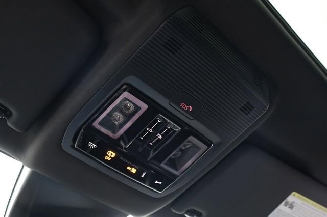 New 2026 Volkswagen Atlas Cross Sport SEL image 19