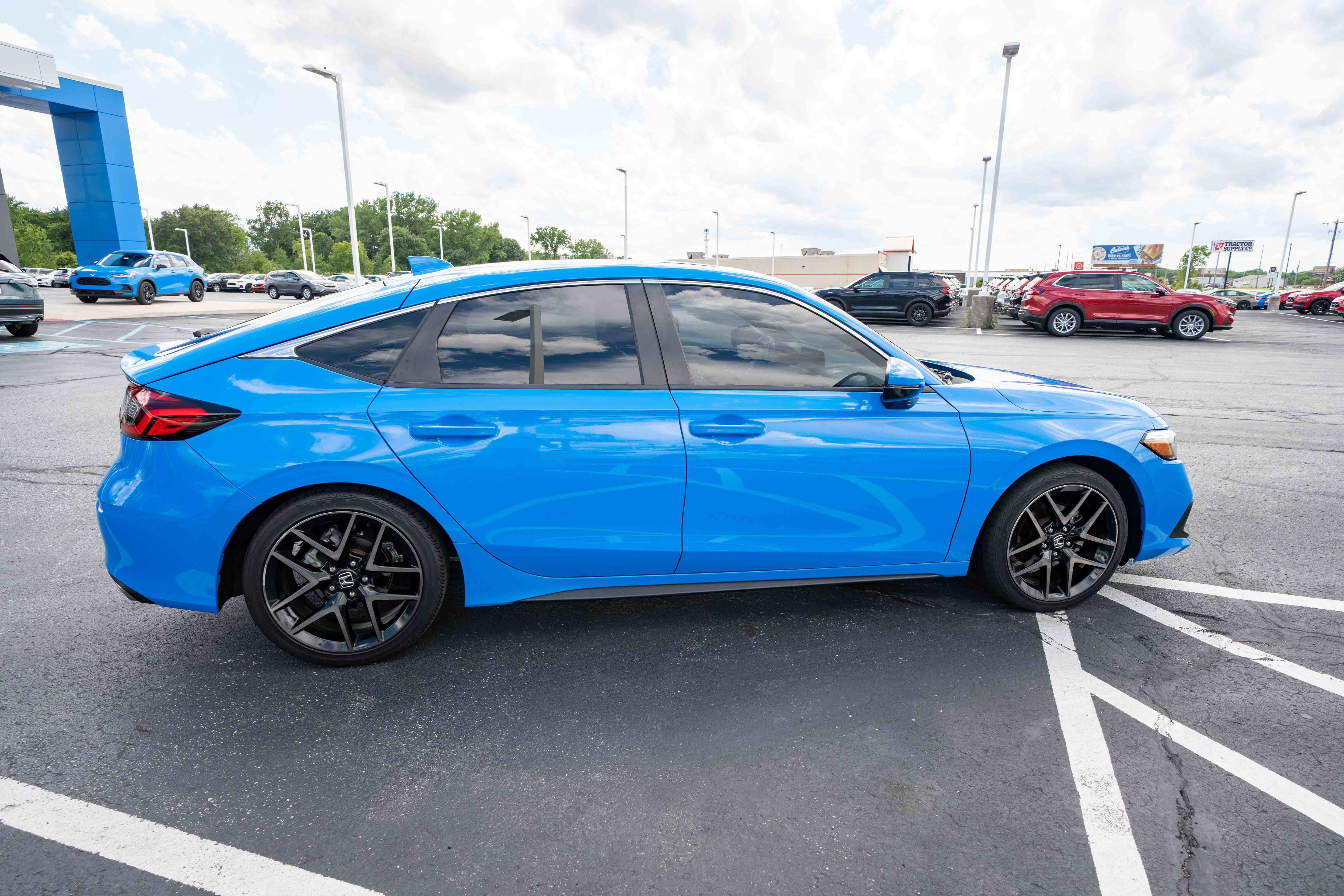 Used 2022 Honda Civic Sport Touring image 6