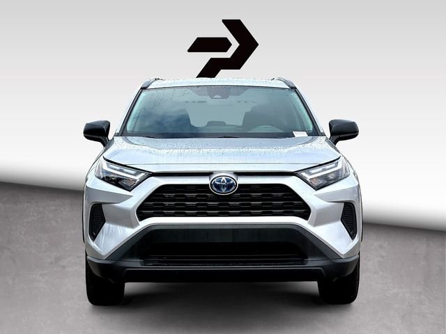 Used 2024 Toyota RAV4 LE AWD/4WD image 3
