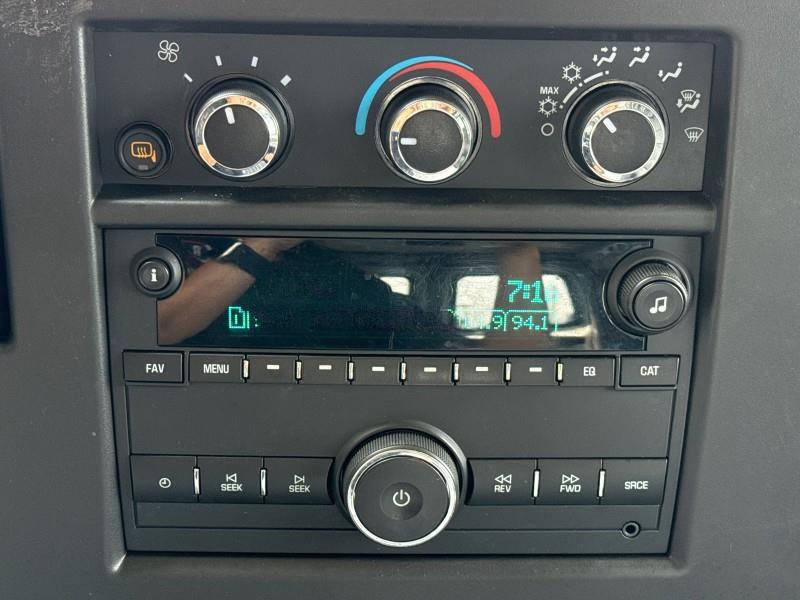 Used 2020 Chevrolet Express 2500 w/ Driver Convenience Package image 17