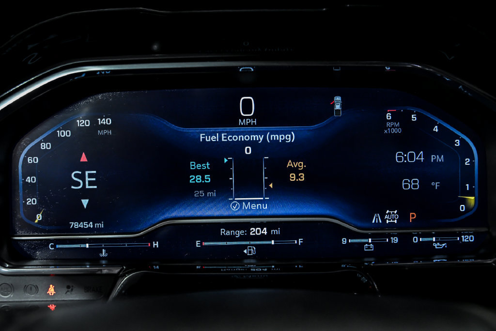 Used 2023 Chevrolet Silverado 1500 High Country w/ High Country Premium Package AWD/4WD image 19