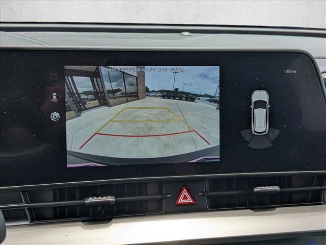 Used 2024 Kia Sportage EX FWD image 15