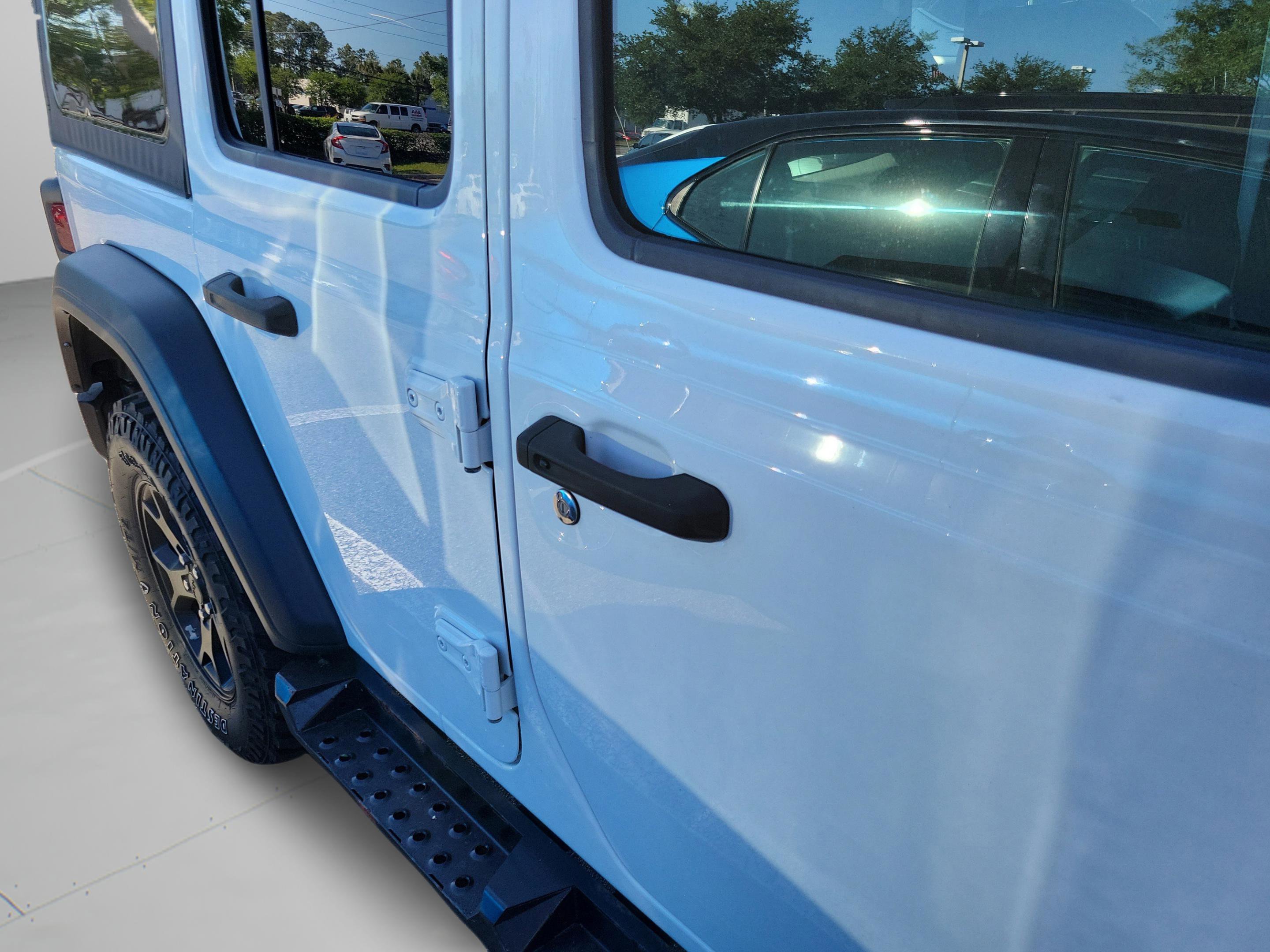 Used 2023 Jeep Wrangler Unlimited Sport AWD/4WD image 16