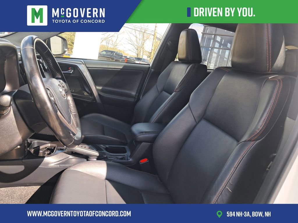 Used 2018 Toyota RAV4 SE AWD/4WD image 13
