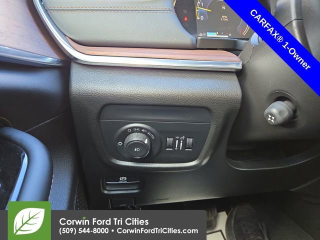 Used 2024 Jeep Grand Cherokee Summit AWD/4WD image 20