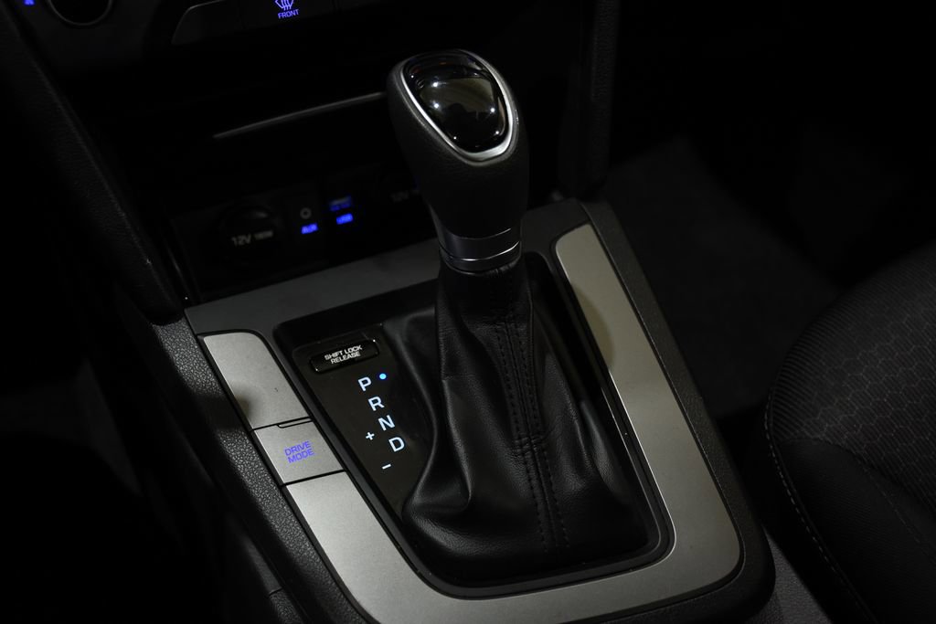 Used 2018 Hyundai Elantra SE w/ Cargo Package image 23