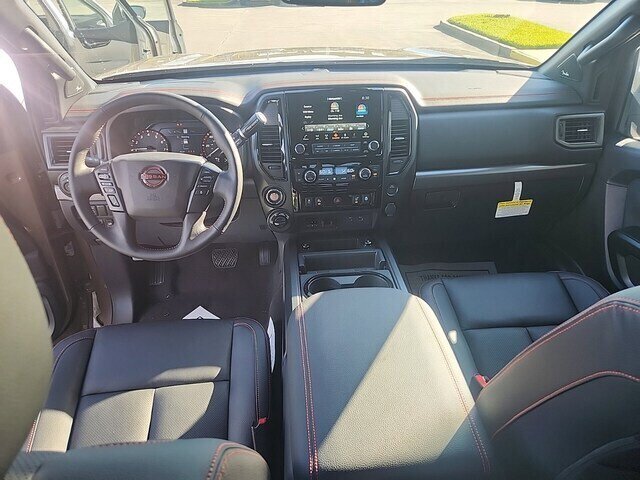 New 2023 Nissan Titan PRO-4X w/ Pro-4x Convenience Package AWD/4WD image 5