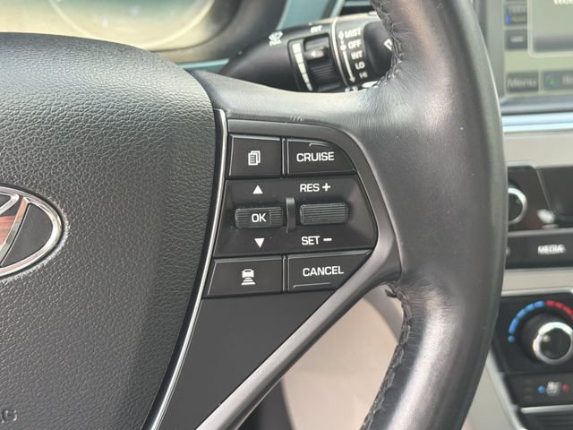Used 2017 Hyundai Sonata Limited w/ Ultimate Package 04 FWD image 27