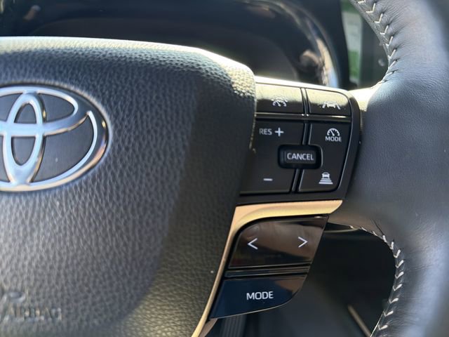 Used 2024 Toyota Crown Platinum AWD/4WD image 21