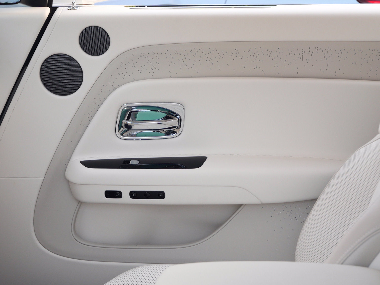 Certified 2025 Rolls-Royce Spectre w/ Spectre Launch Package AWD/4WD image 11