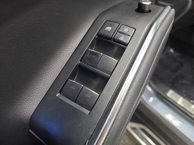 Used 2021 Toyota Highlander Platinum image 27