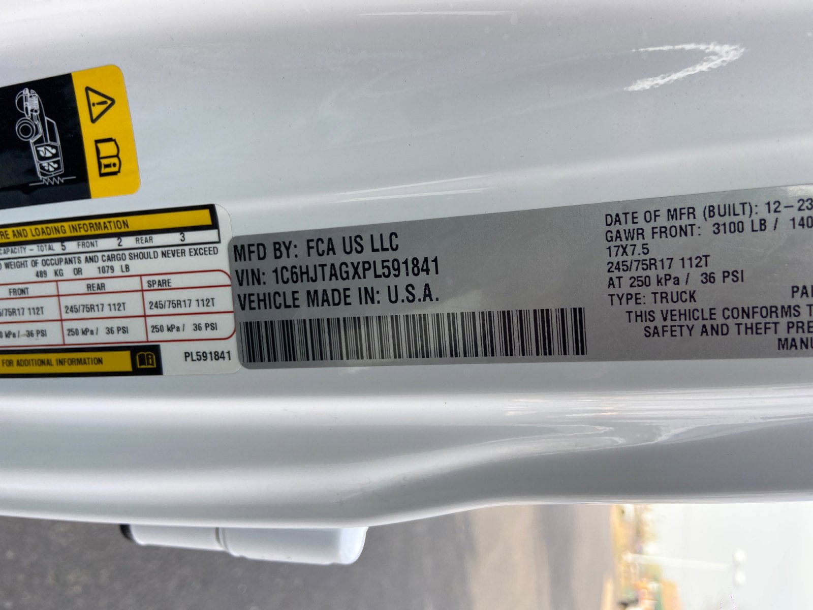 Used 2023 Jeep Gladiator Sport image 25